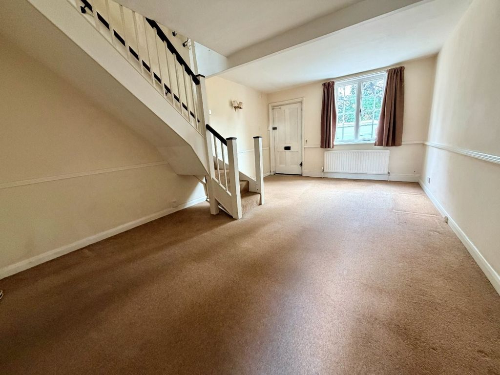 Property photo 3 of 13 Sitting/Dining Room