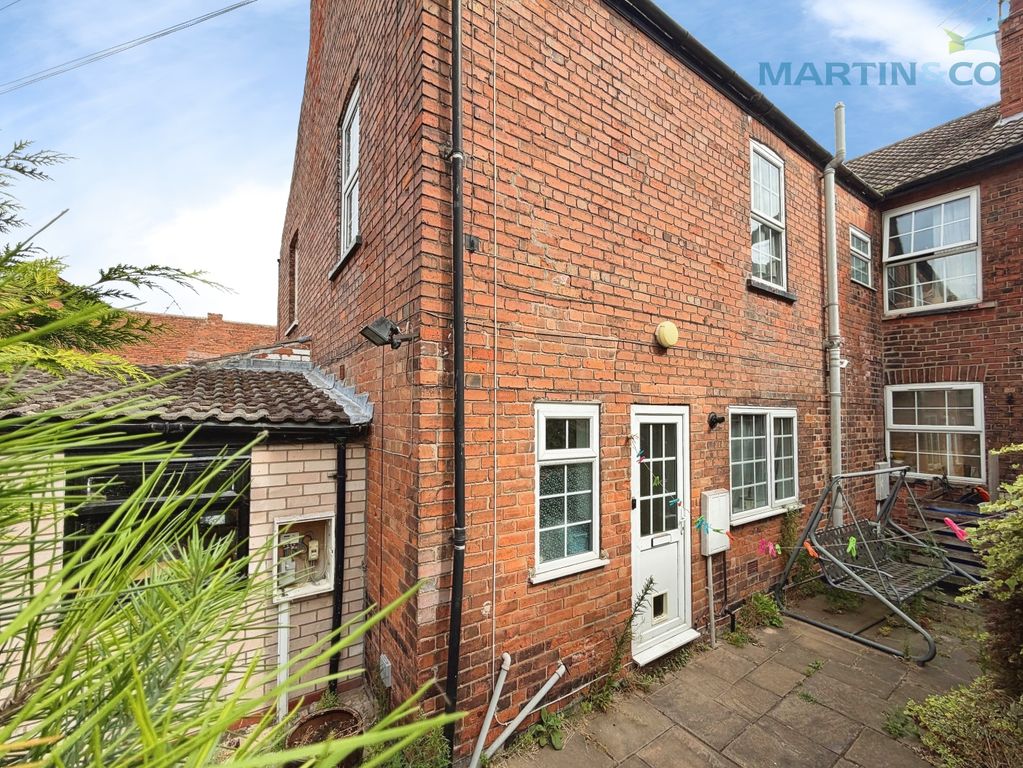 Property photo 1 of 10 B21c1E94-Back 20Yard