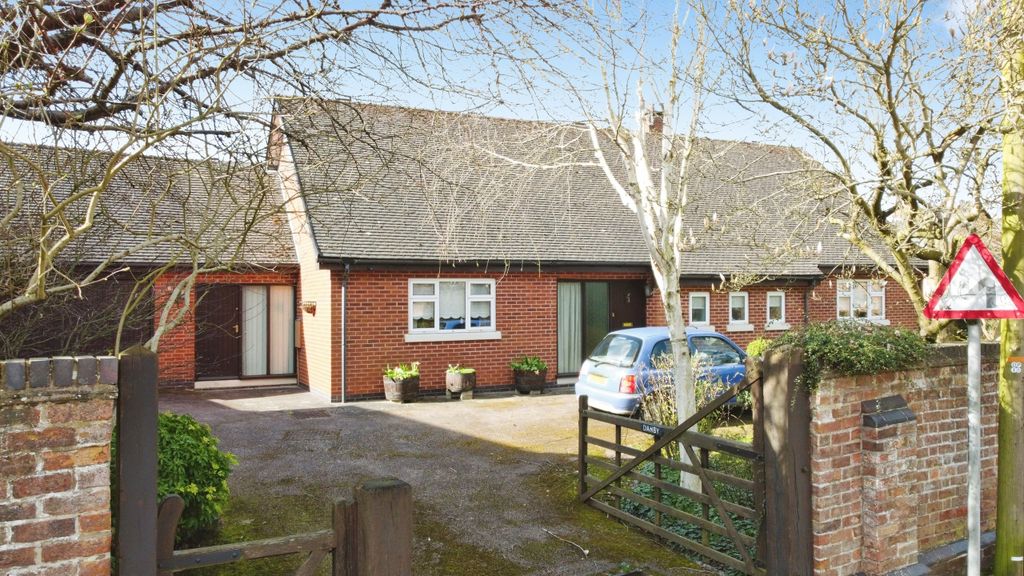 Property photo 1 of 27 Front