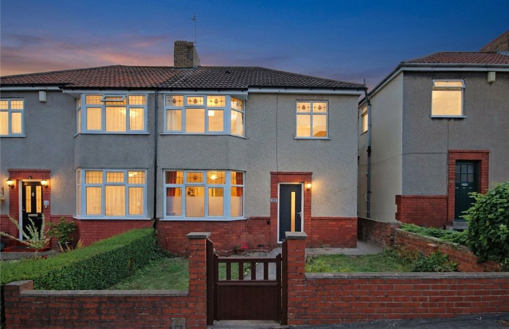 Property photo 3 of 11 Picture No. 16