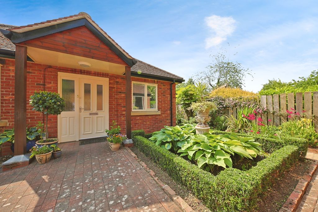Property photo 1 of 24 4033641