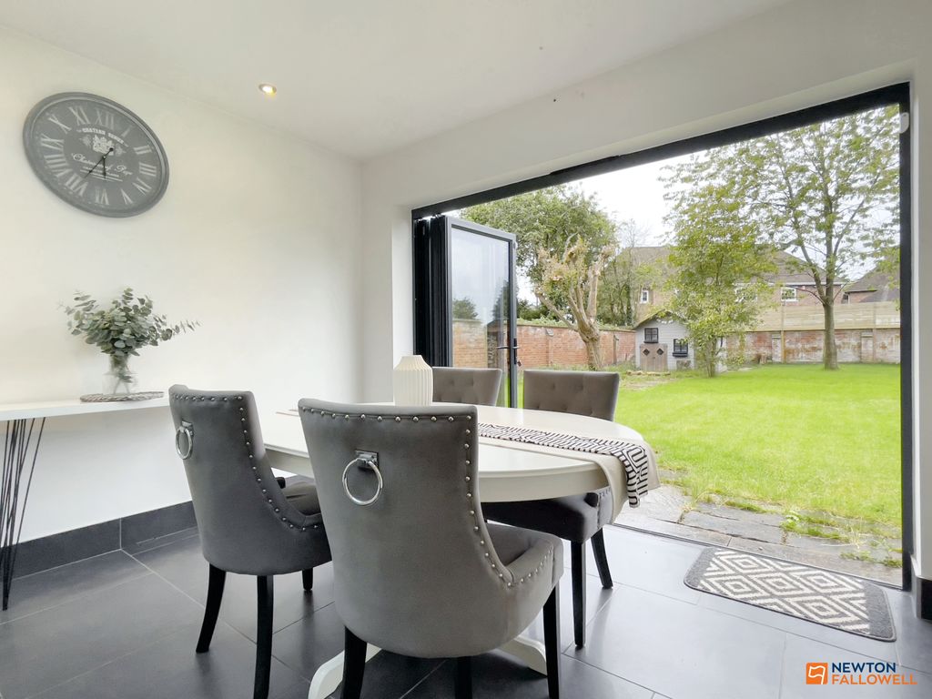 Property photo 3 of 35