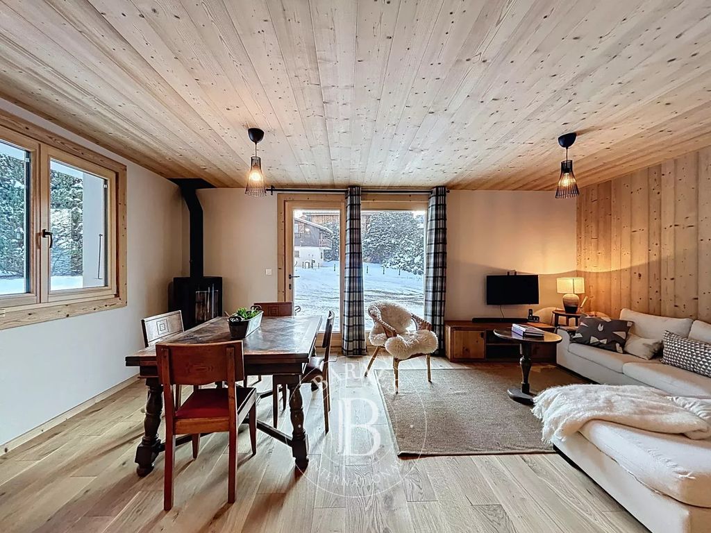 Property photo 2 of 27