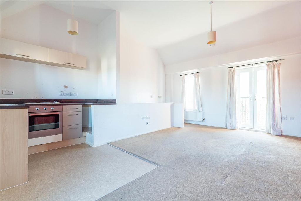 Property photo 2 of 13 Lounge/Kitchen/Dining Room