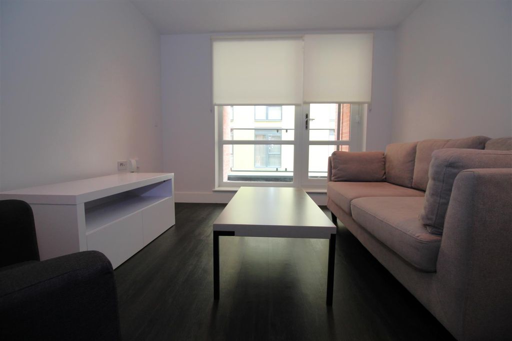 Property photo 2 of 13 Img_8935.Jpg