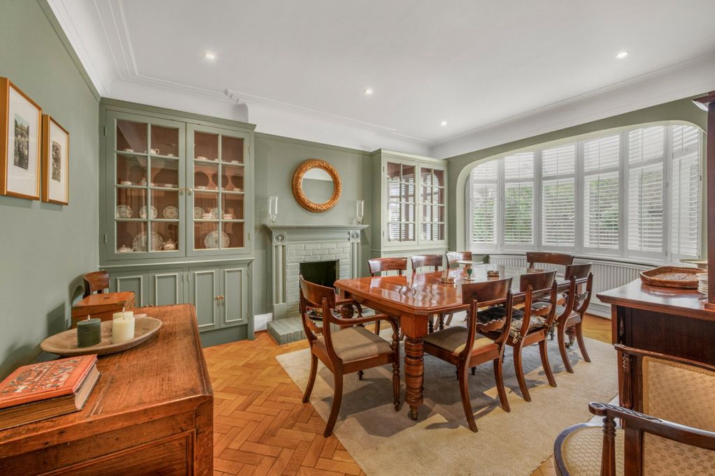 Property photo 3 of 29