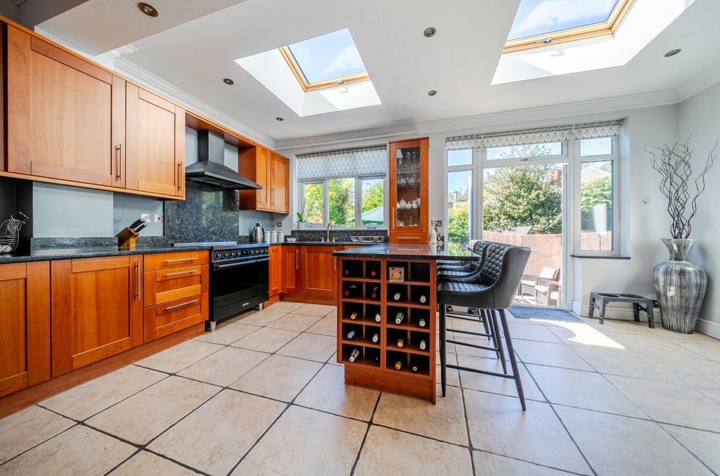 Property photo 3 of 21 1449374-19-69Eba4...