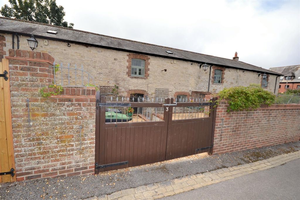 Property photo 1 of 17 14 (6).Png