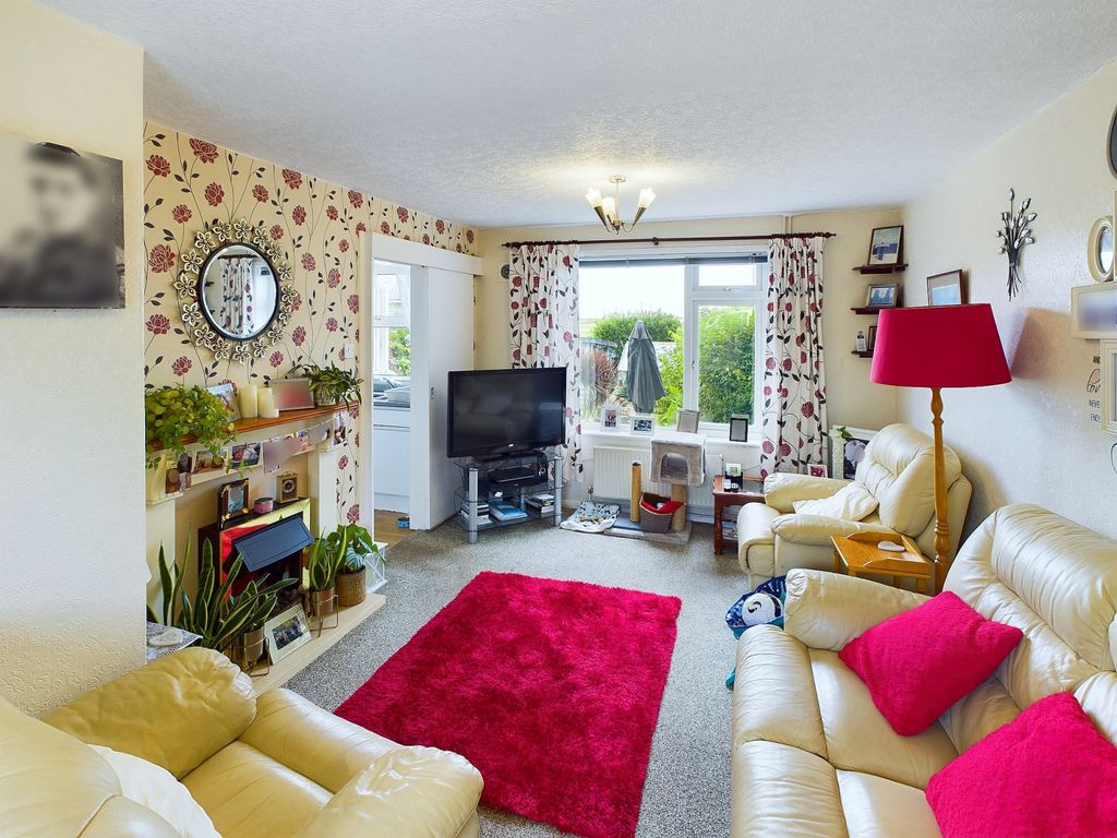 Property photo 3 of 11 Gallery