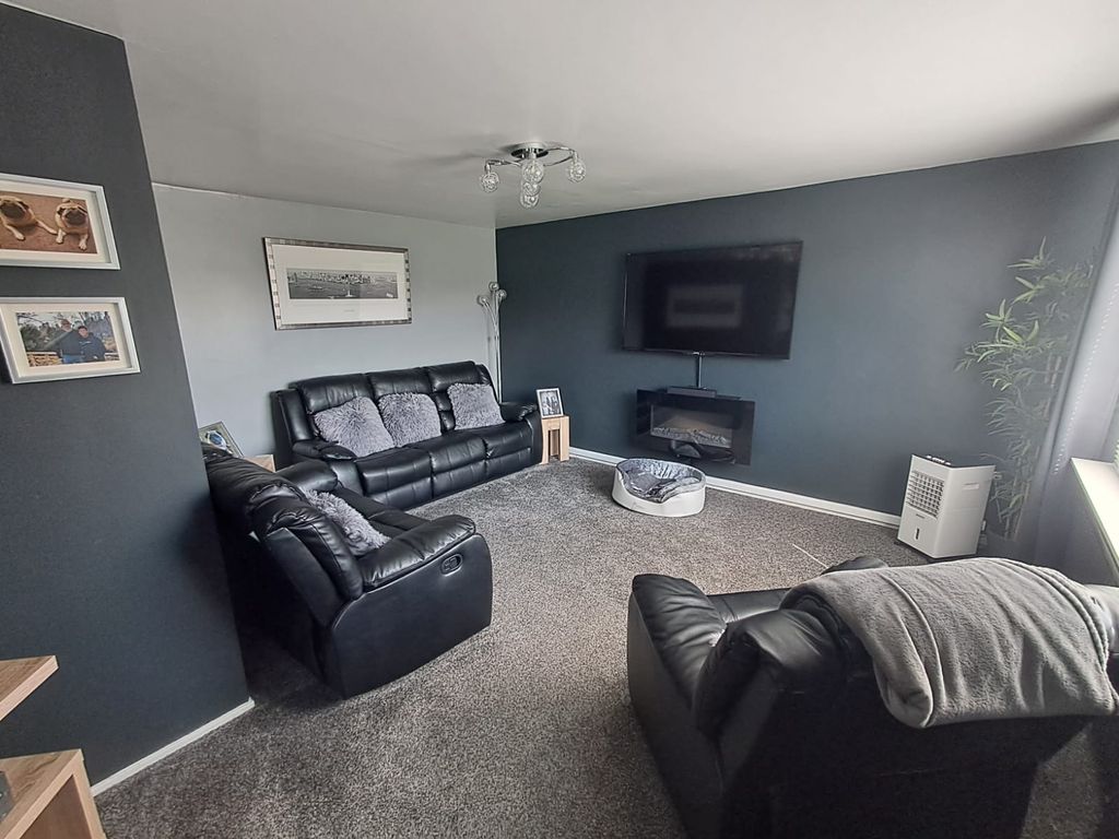 Property photo 3 of 14 Afb898A49Ebb05Bac6Aab9811Fb0Dcb7Aee31Bbe.Jpeg