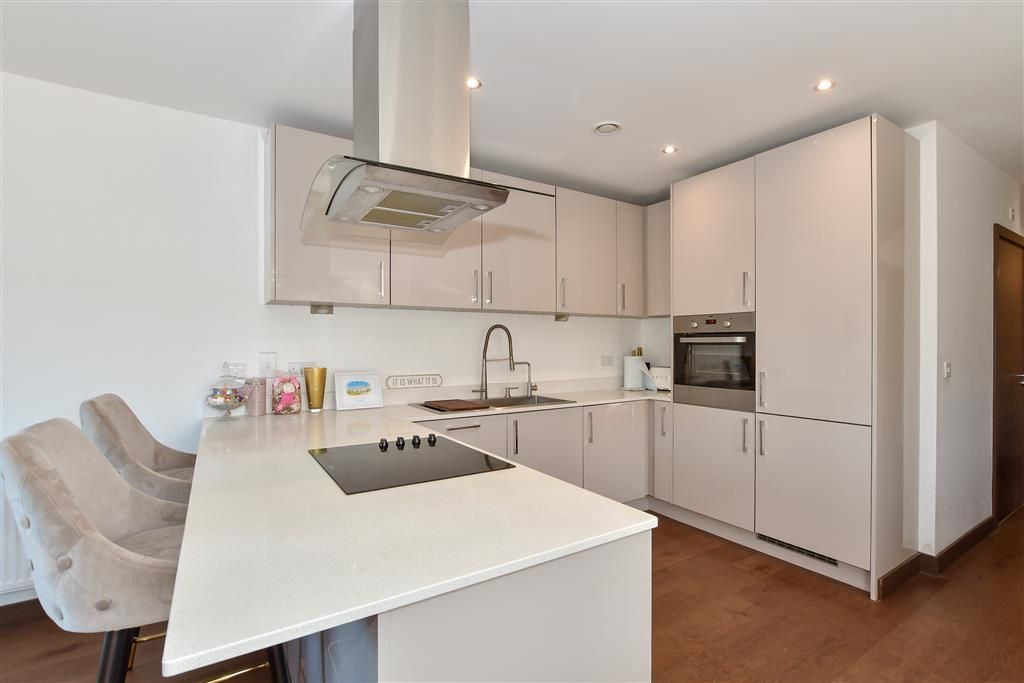 Property photo 3 of 17 Lounge/Kitchen/ Diner