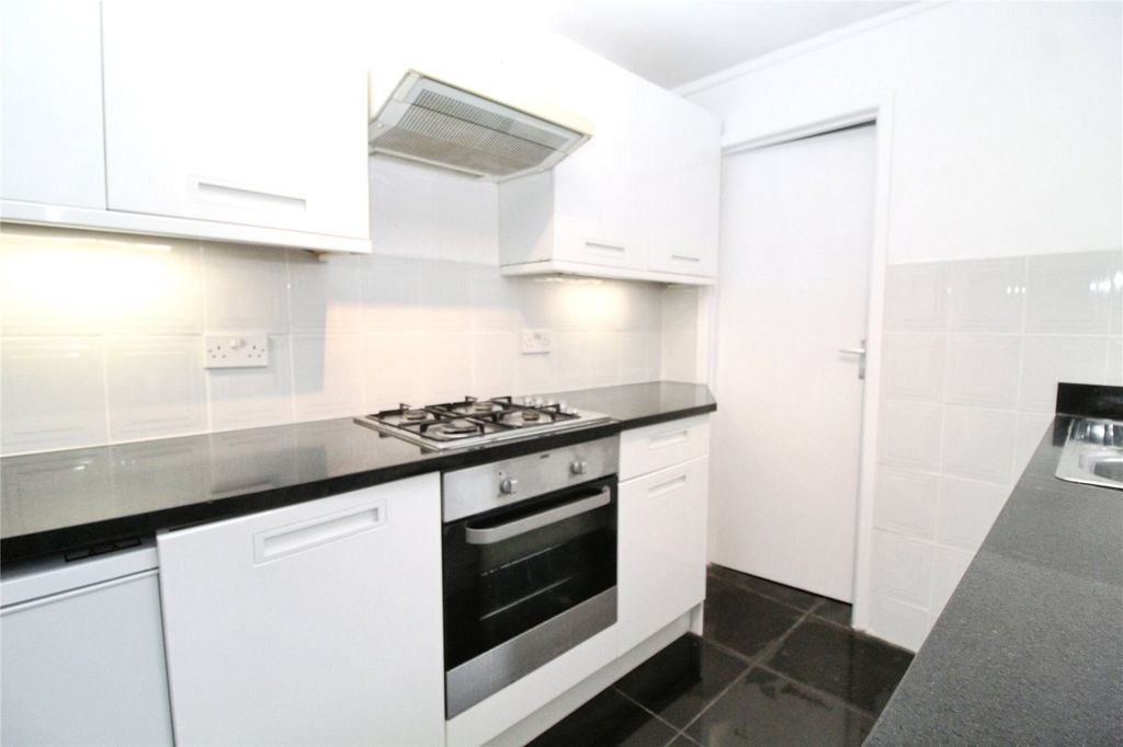 Property photo 1 of 20 Kitchen