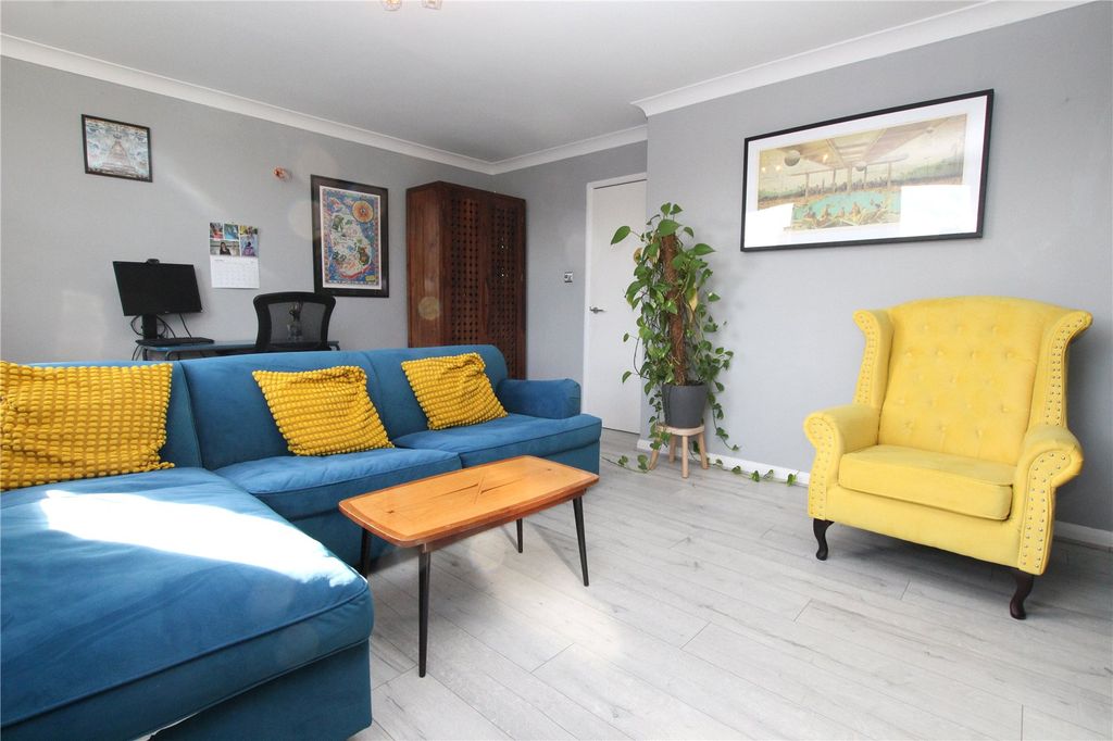 Property photo 2 of 16 Picture No. 06