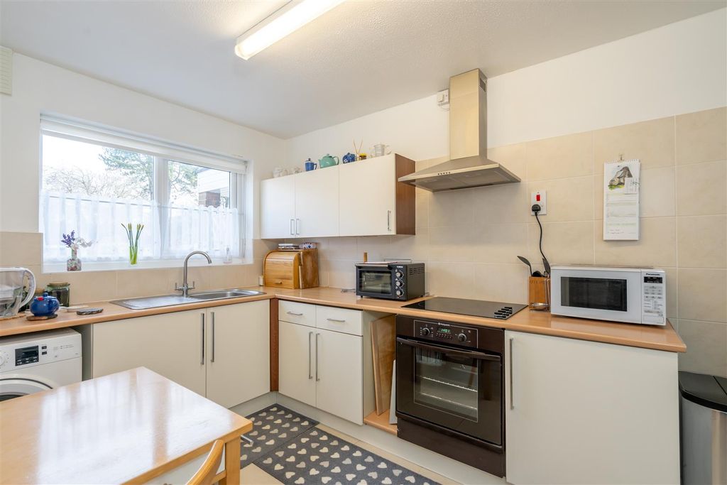 Property photo 2 of 15 Kitchen.Jpg