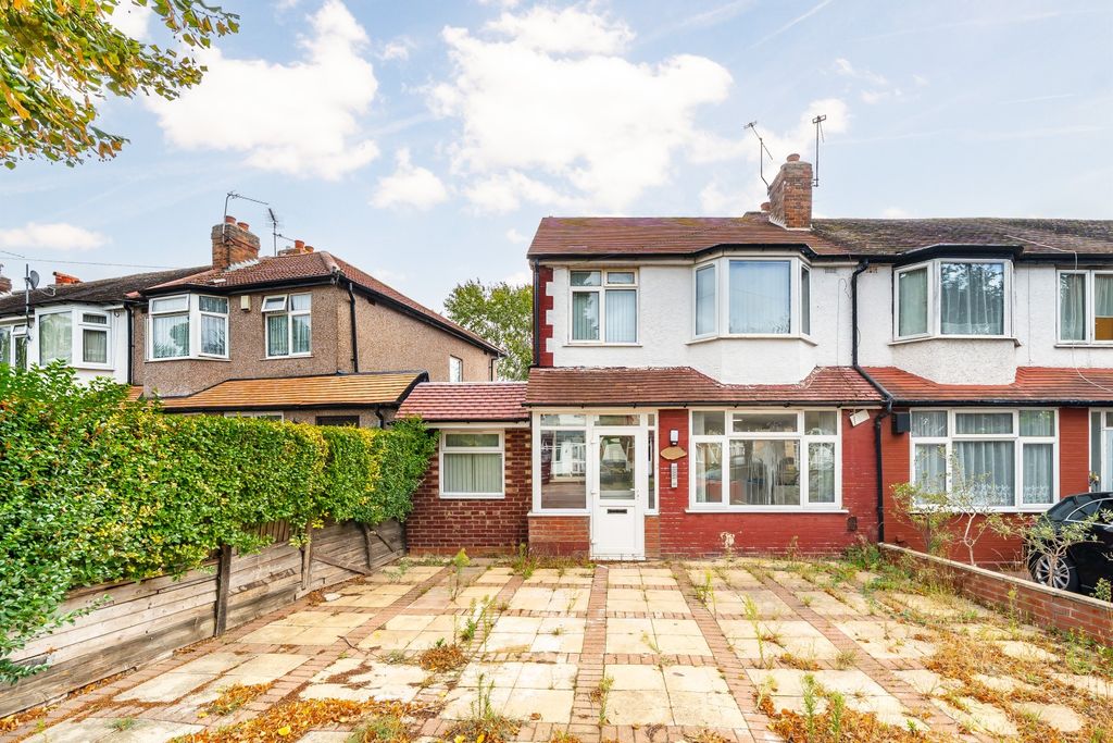 Property photo 1 of 15
