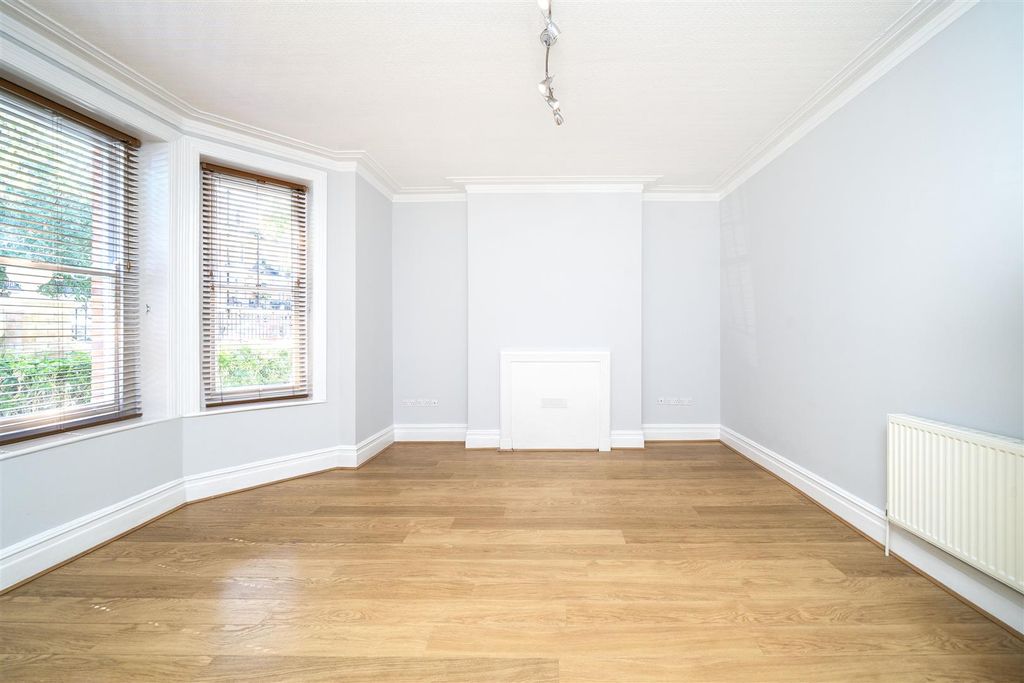 Property photo 3 of 12 P03.Jpg