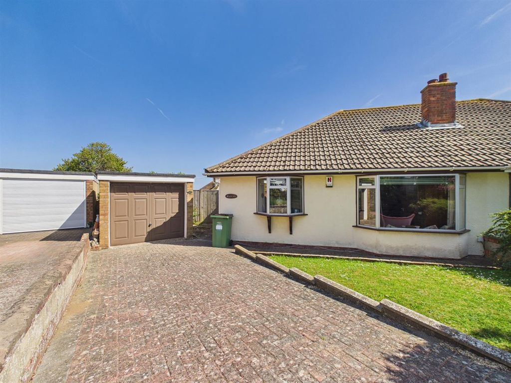 Property photo 2 of 23