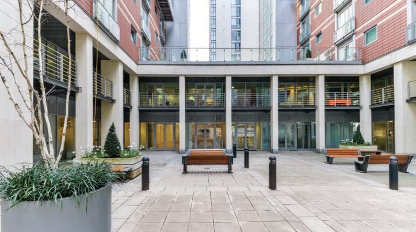 Property photo 3 of 8 Photo