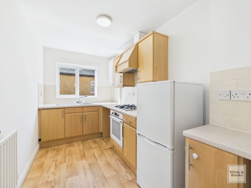 Property photo 3 of 13 Kitchen