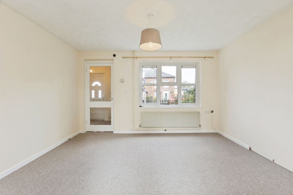 Property photo 2 of 22 Pbox-Img.Jpg