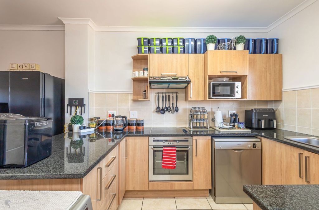 Property photo 3 of 21 La1687269