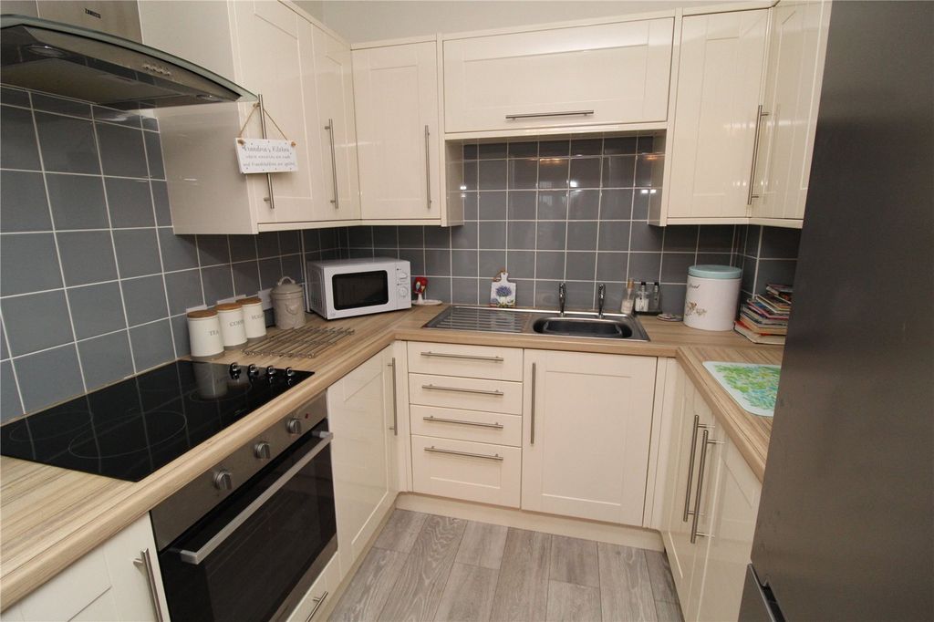 Property photo 2 of 7 Picture No. 04