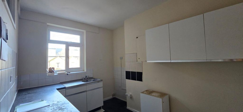 Property photo 2 of 11 Img-20250116-Wa0365.Jpg