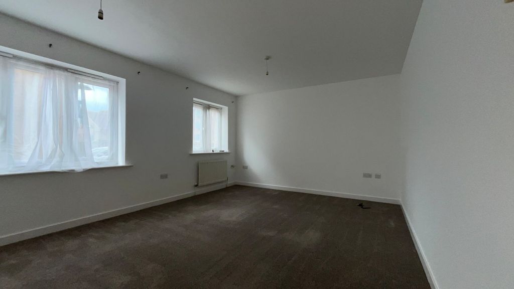 Property photo 2 of 6 Picture No. 03