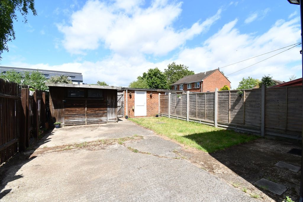 Property photo 3 of 17