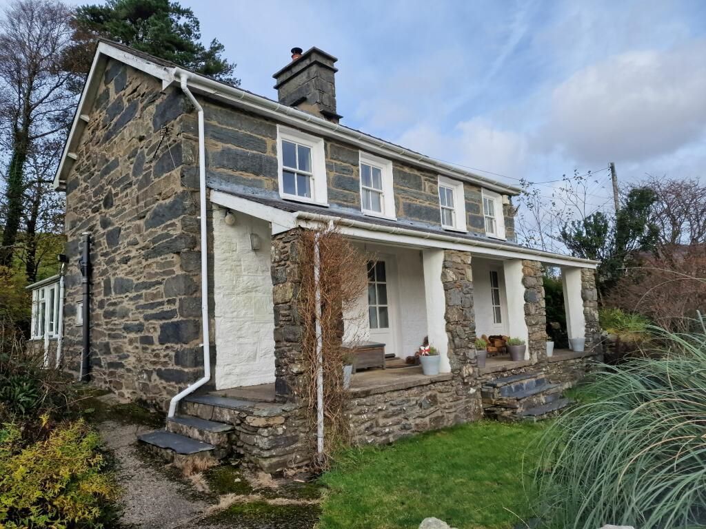 Property photo 1 of 26