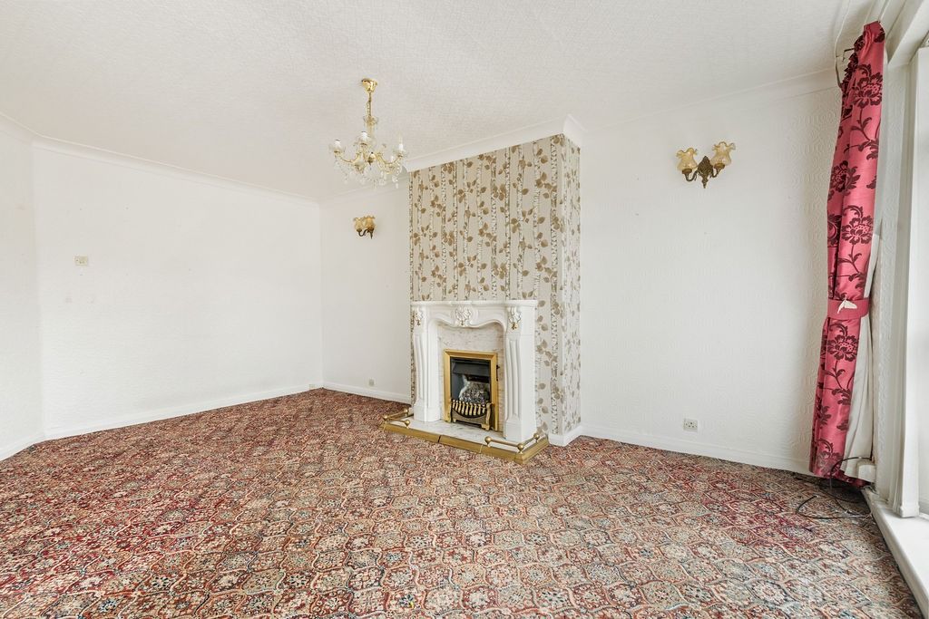Property photo 3 of 27 3921006