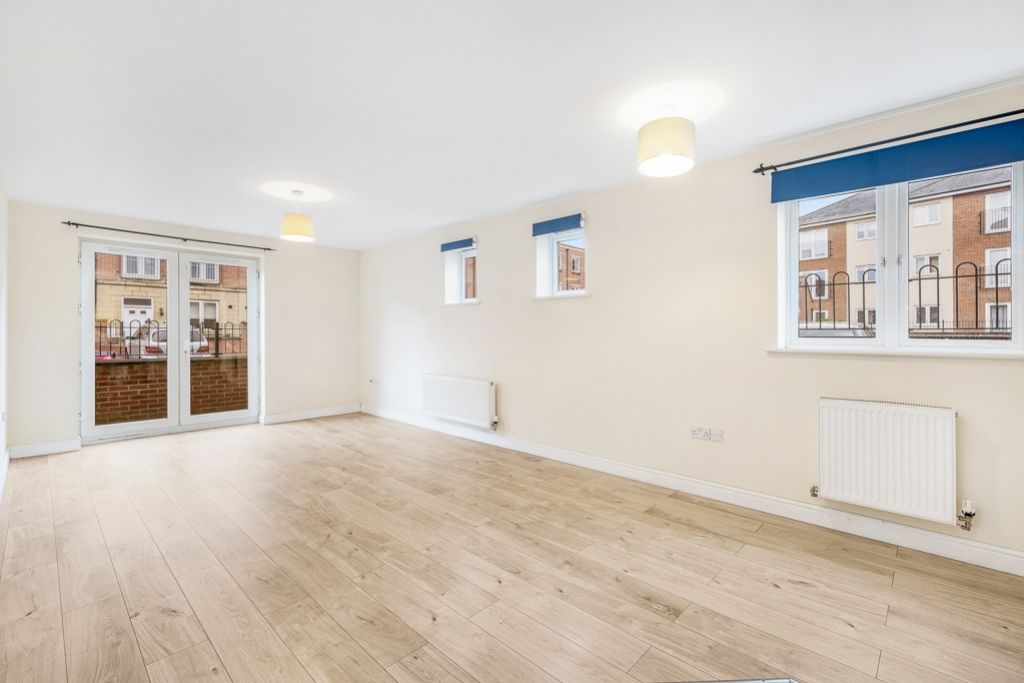 Property photo 3 of 16 2 Kingston Terrace (Boston)-11
