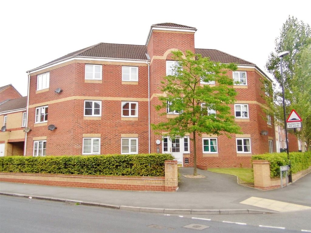 Property photo 1 of 8