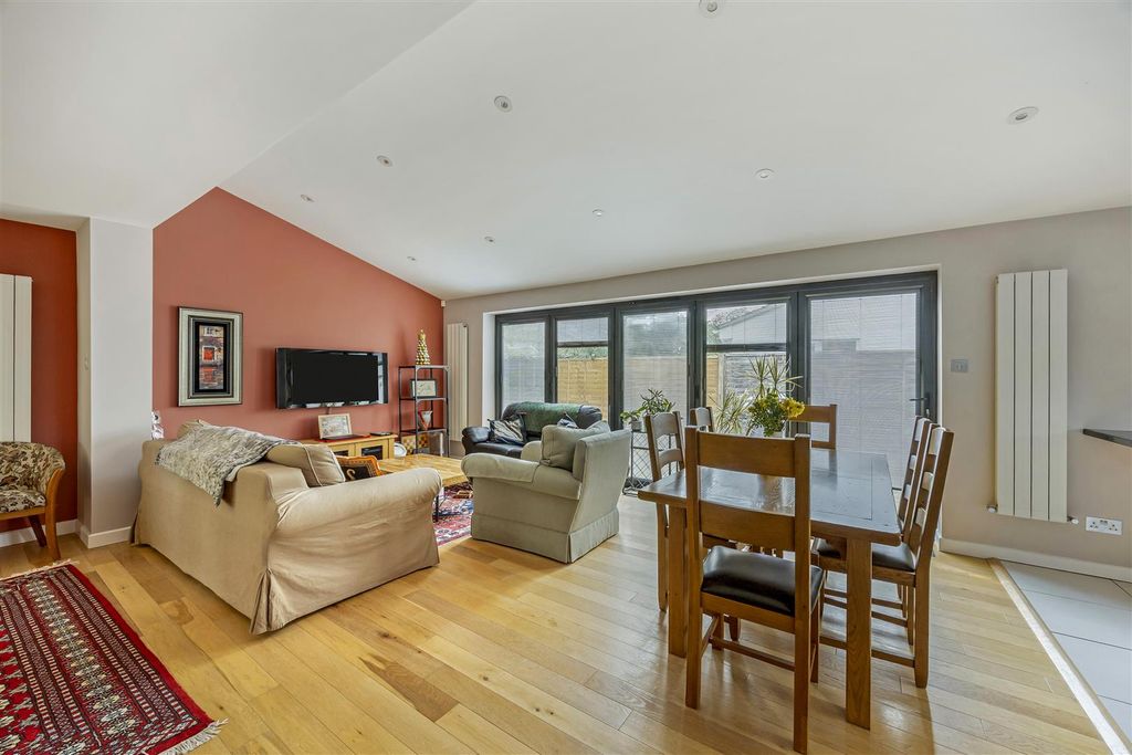 Property photo 3 of 15 Reception Room