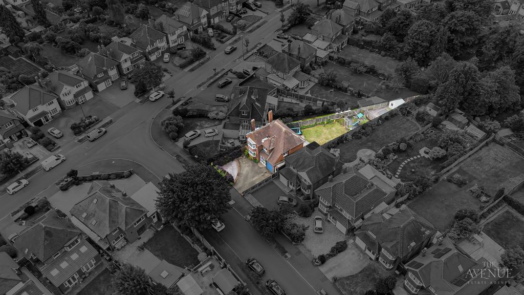 Property photo 1 of 35 4206893