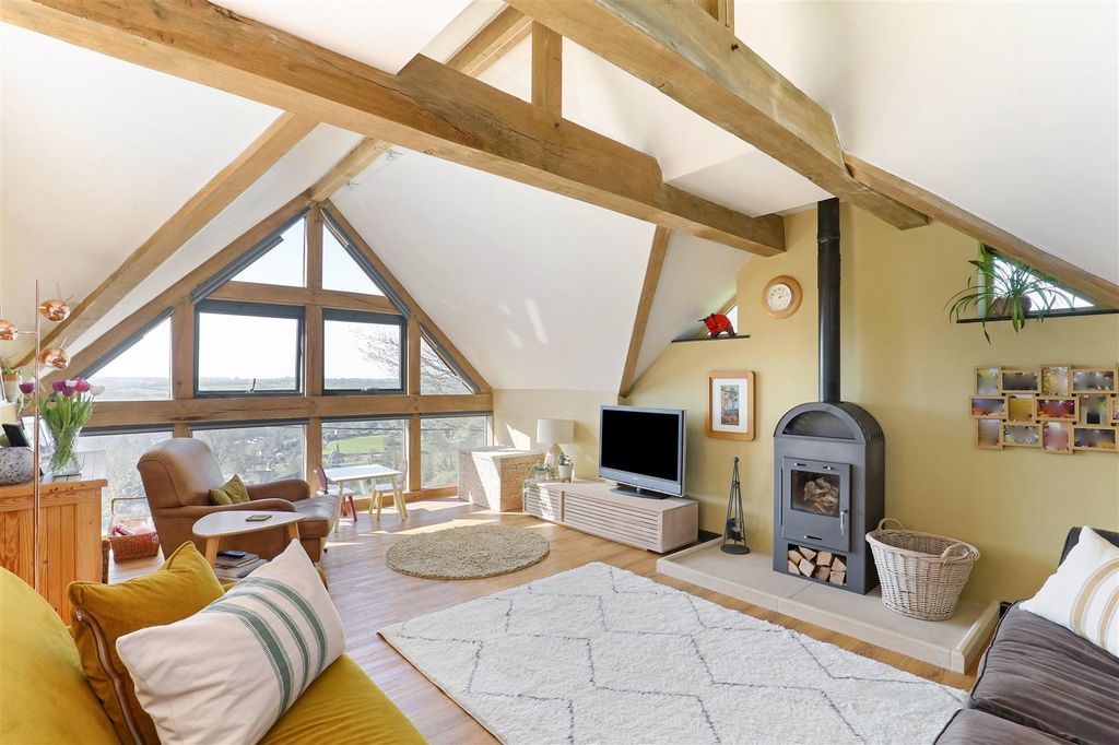 Property photo 3 of 29 Ph50_5819824.Jpg