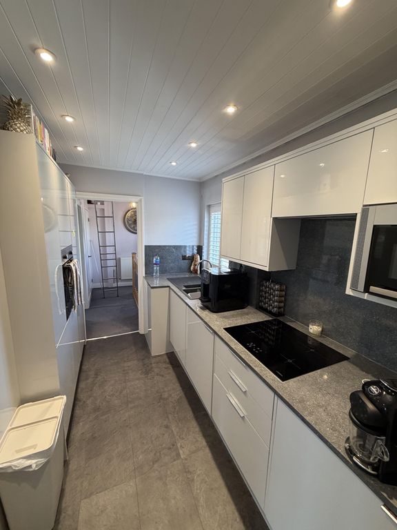 Property photo 2 of 7 Img_4725