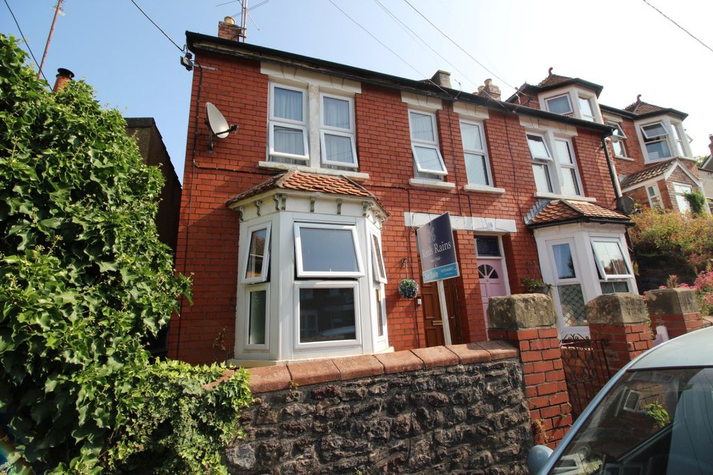 Property photo 1 of 10 Font