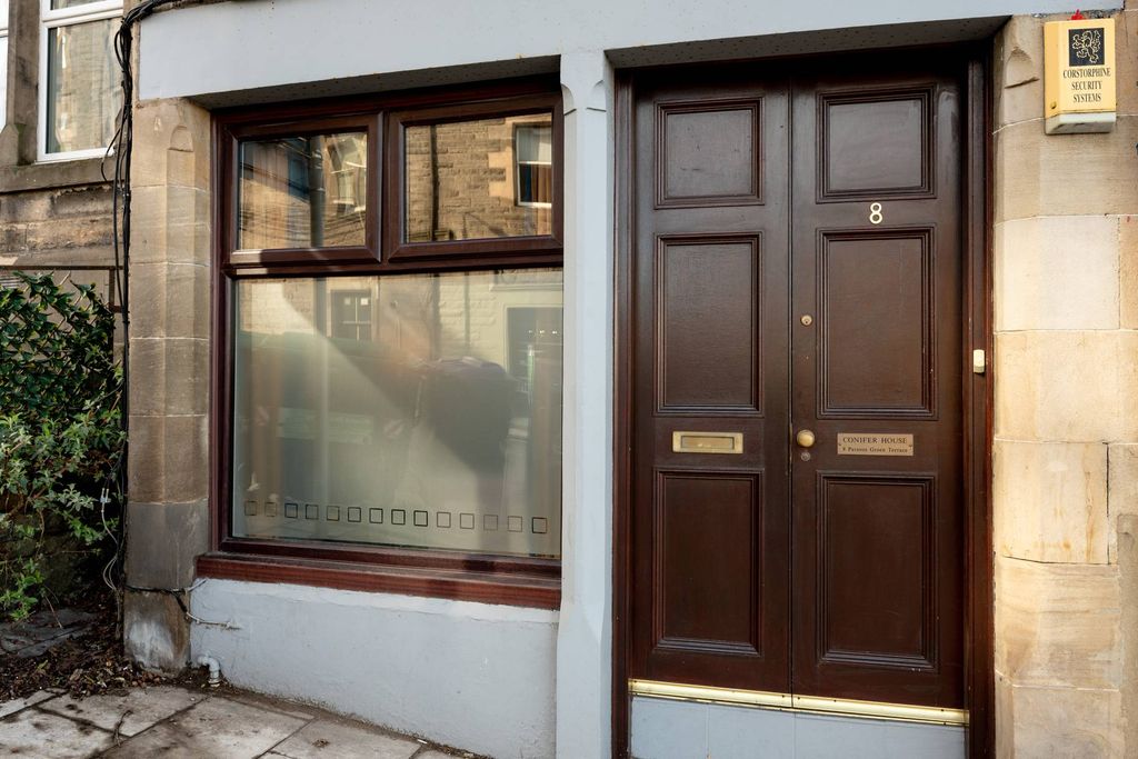 Property photo 2 of 10 Front Elevation