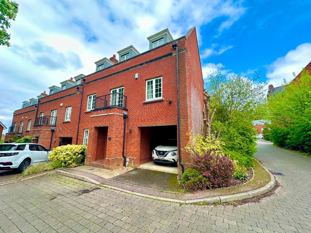 Property photo 1 of 20