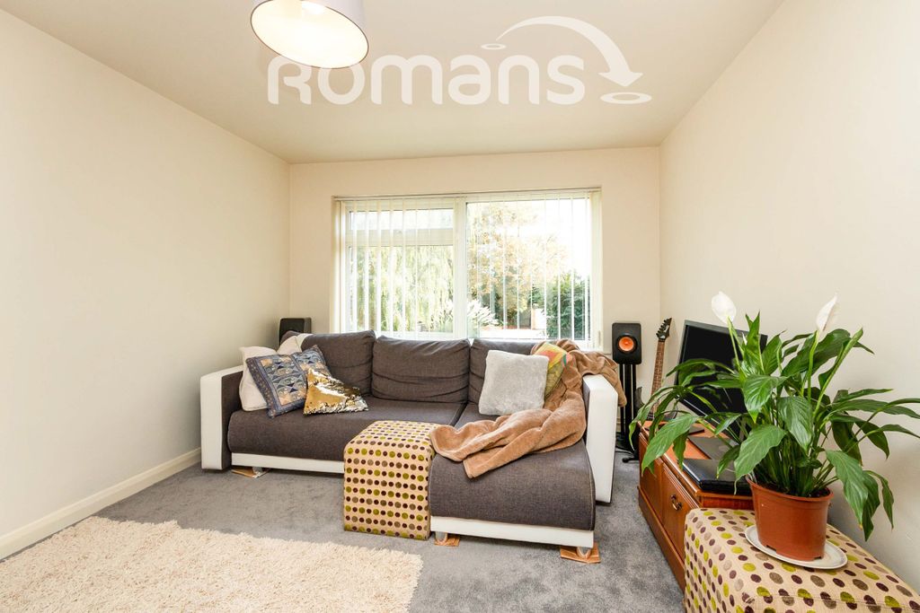 Property photo 2 of 9 Property Image