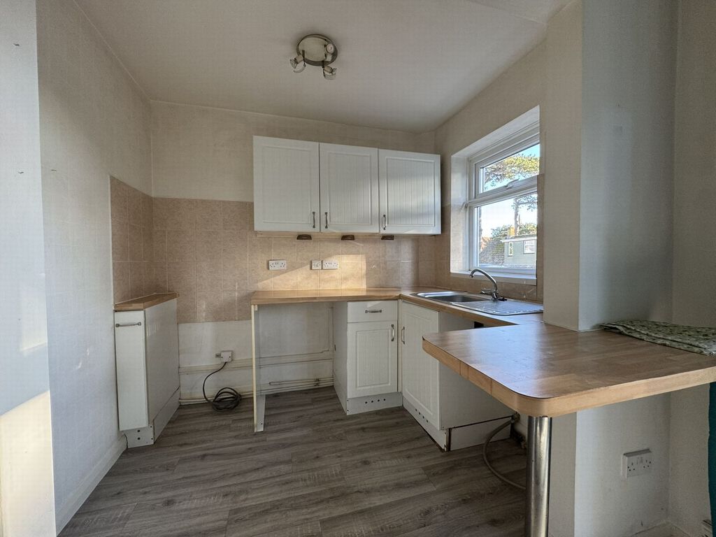 Property photo 2 of 6 Photo 2