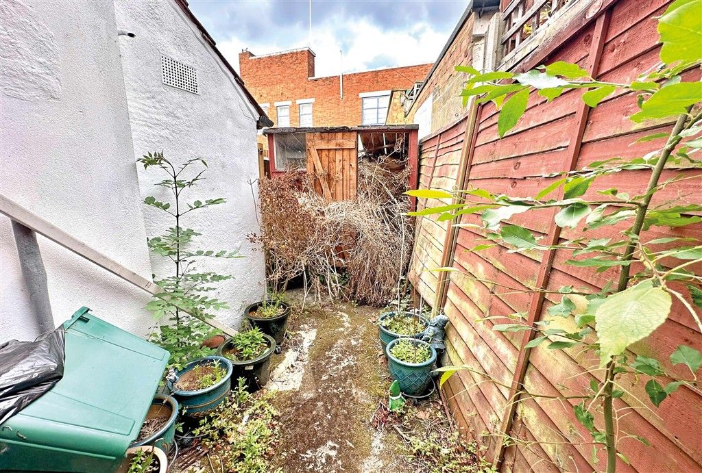 Property photo 2 of 5