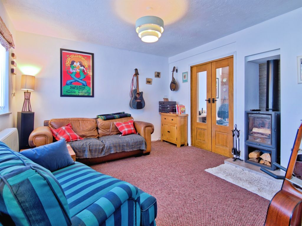 Property photo 2 of 16