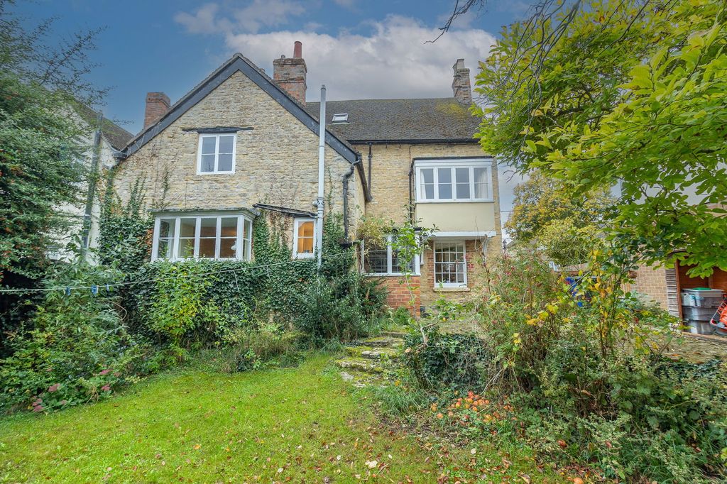 Property photo 3 of 52