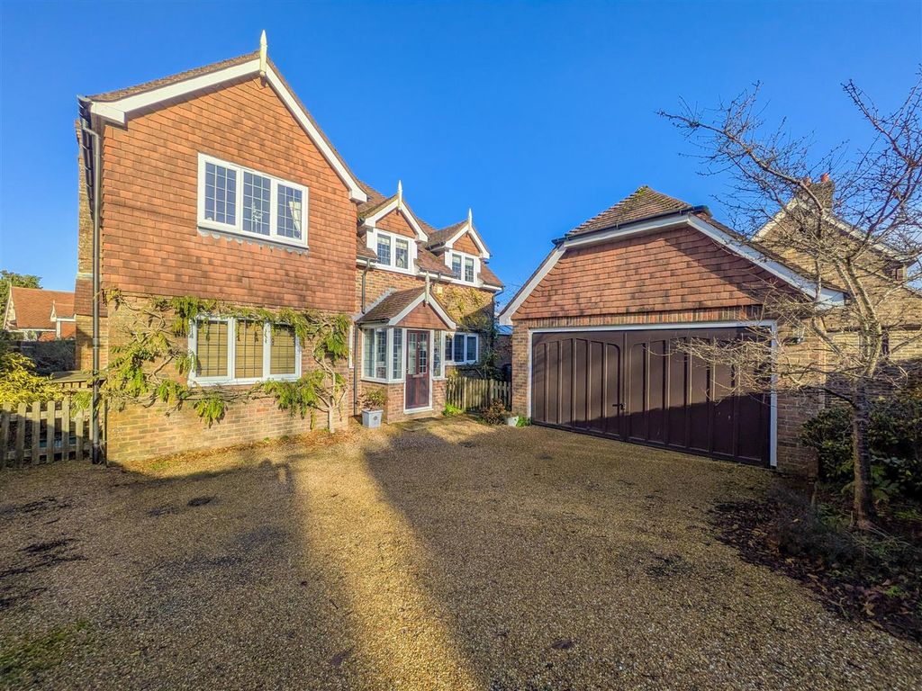 Property photo 1 of 24