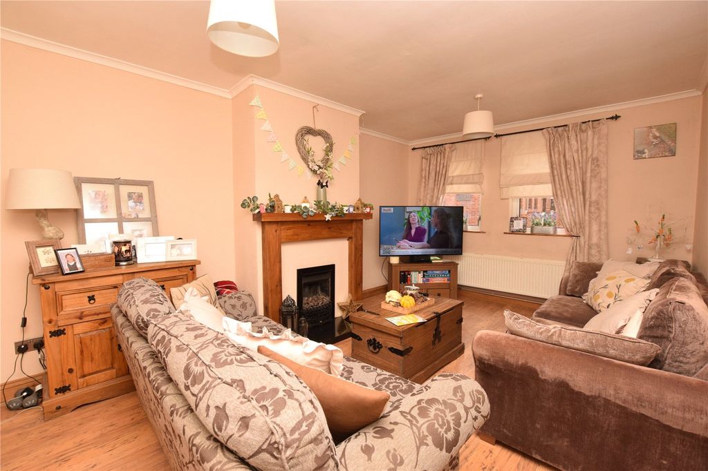 Property photo 2 of 16 Picture No. 06