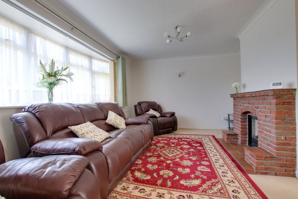 Property photo 3 of 15