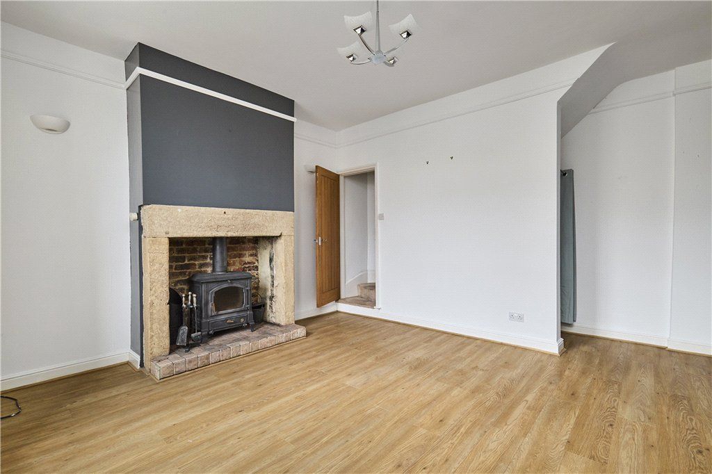 Property photo 3 of 9 Living Room