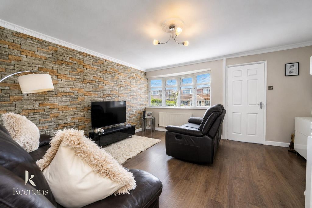 Property photo 3 of 22 1-03.Jpg